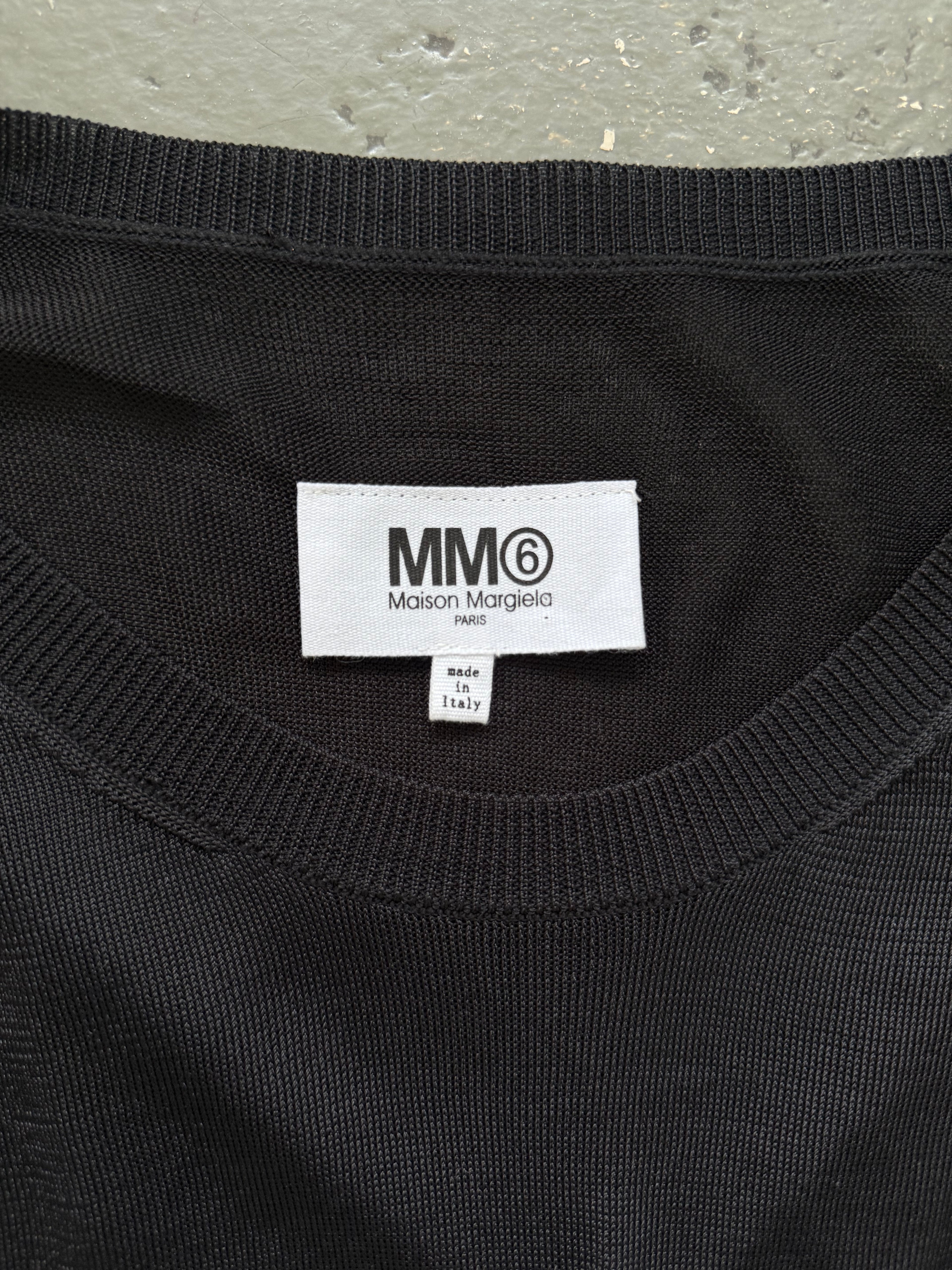 MM6 open back top
