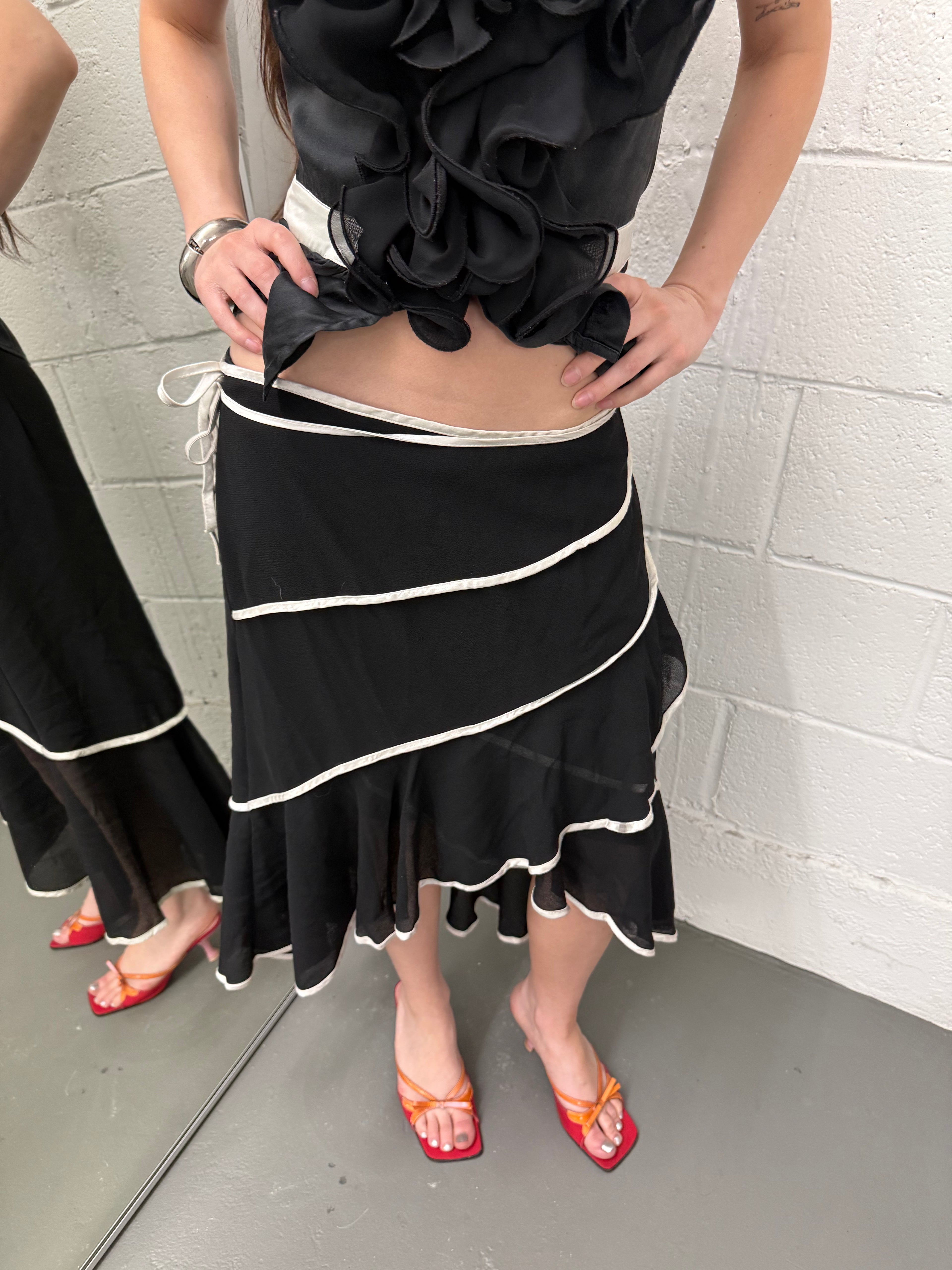 Vintage asymmetrical skirt