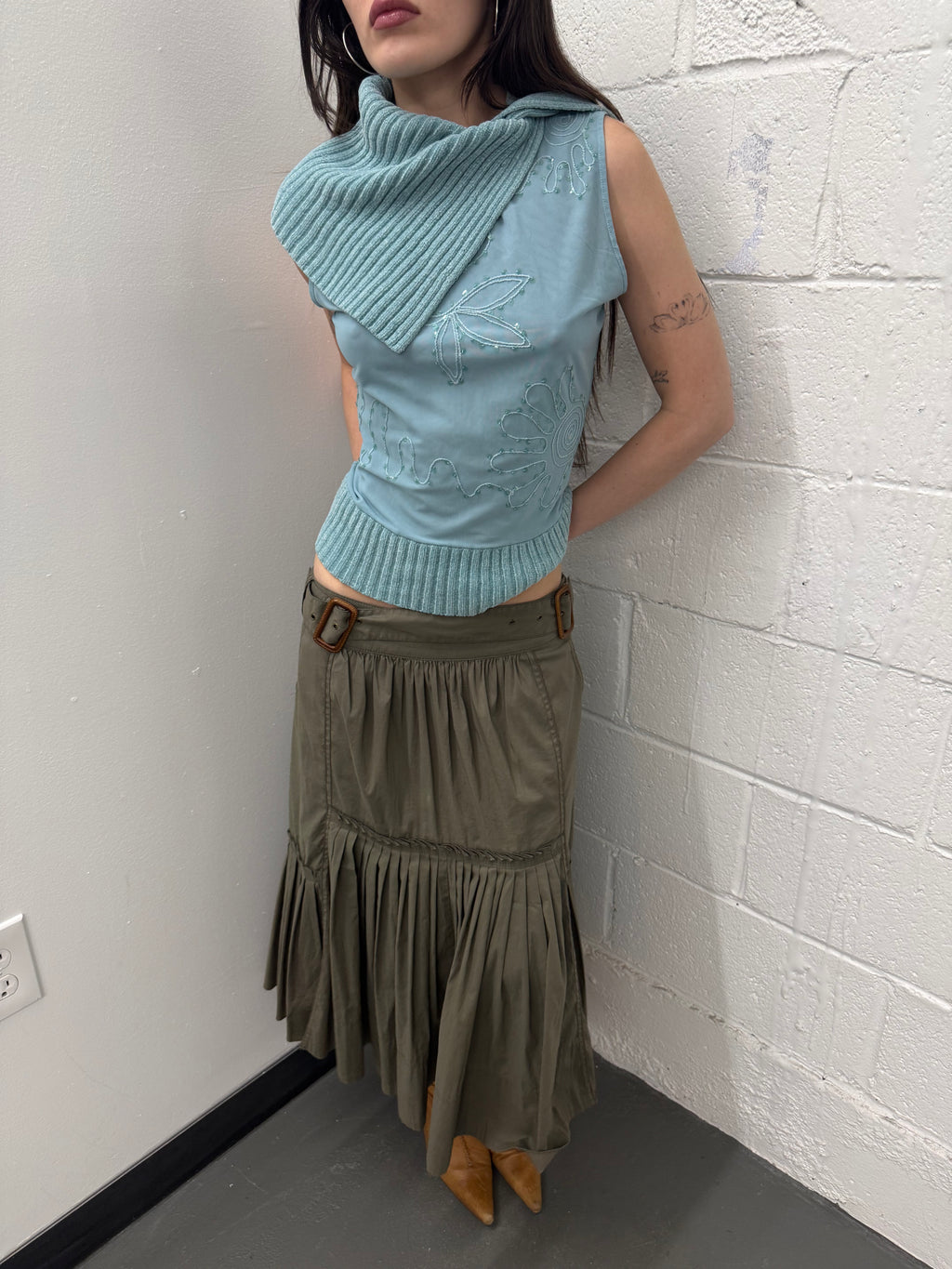 Vintage mock neck top