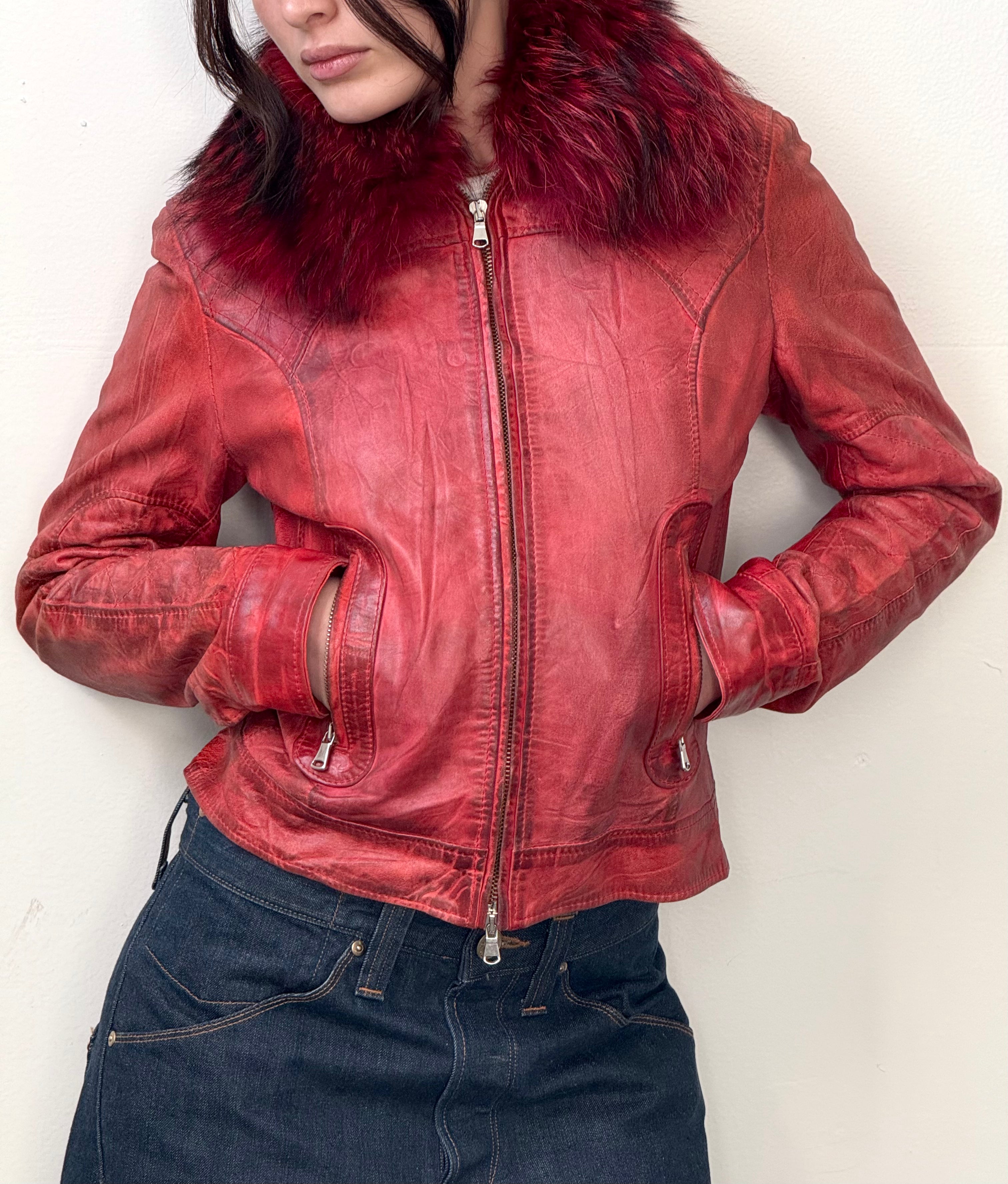 Fur collar leather jacket