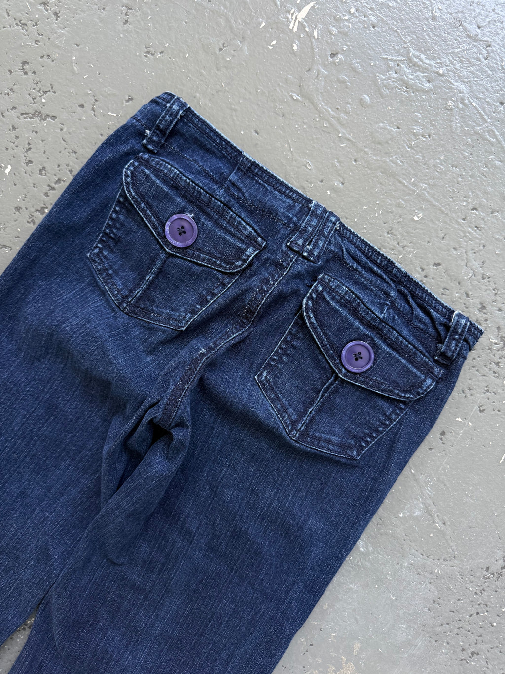 Vintage low waisted flared jeans