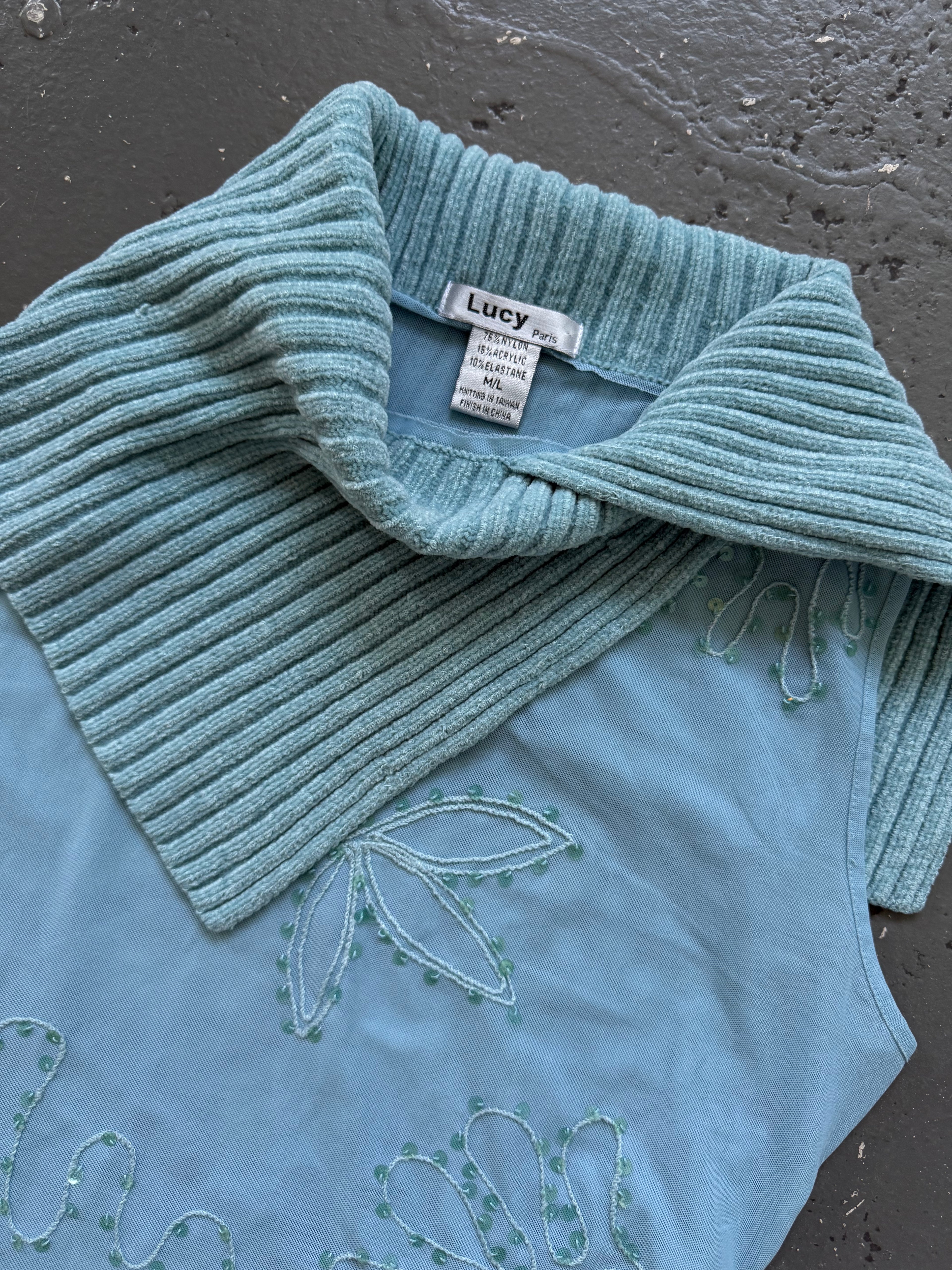 Vintage mock neck top