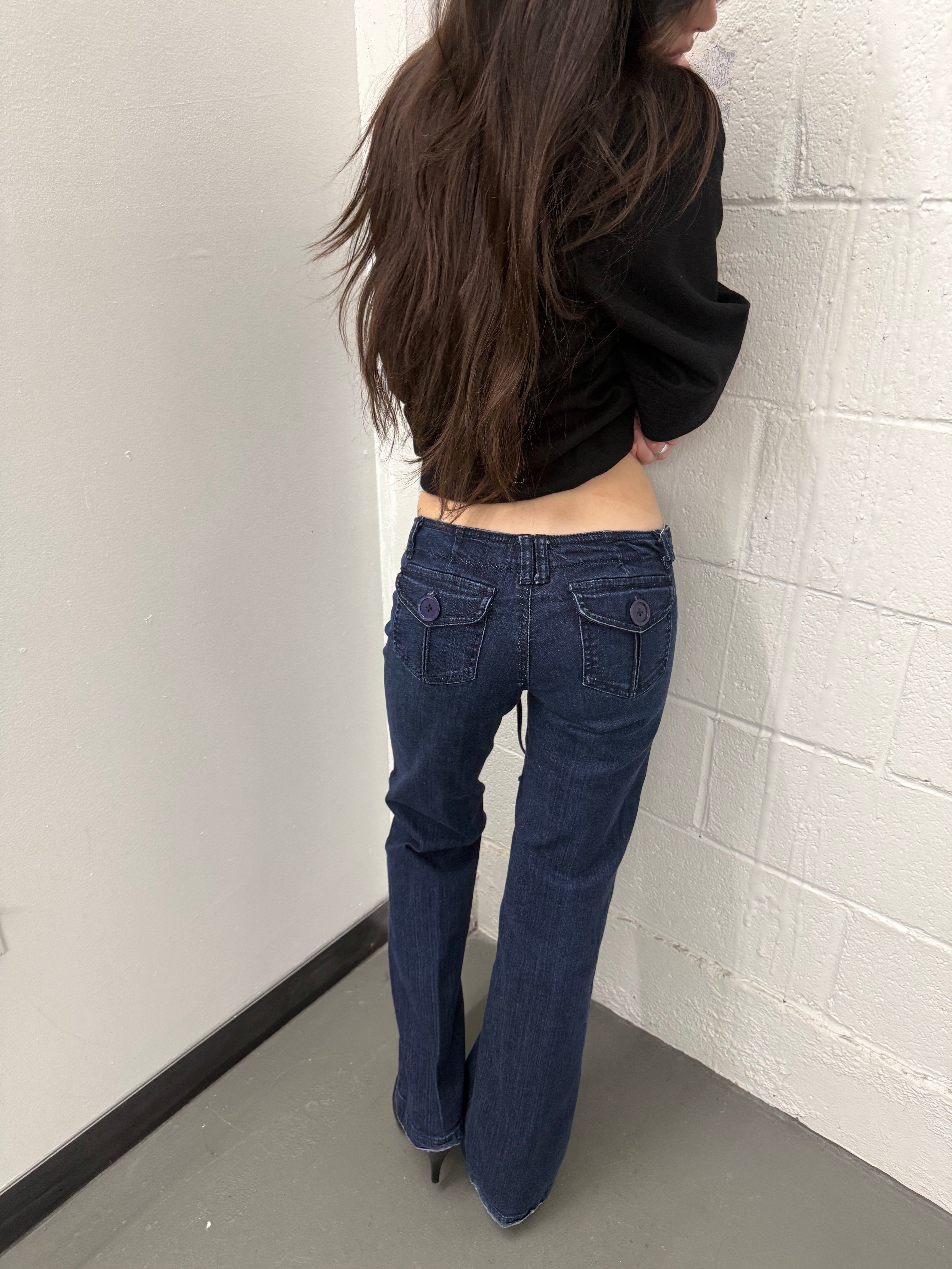 Vintage low waisted flared jeans