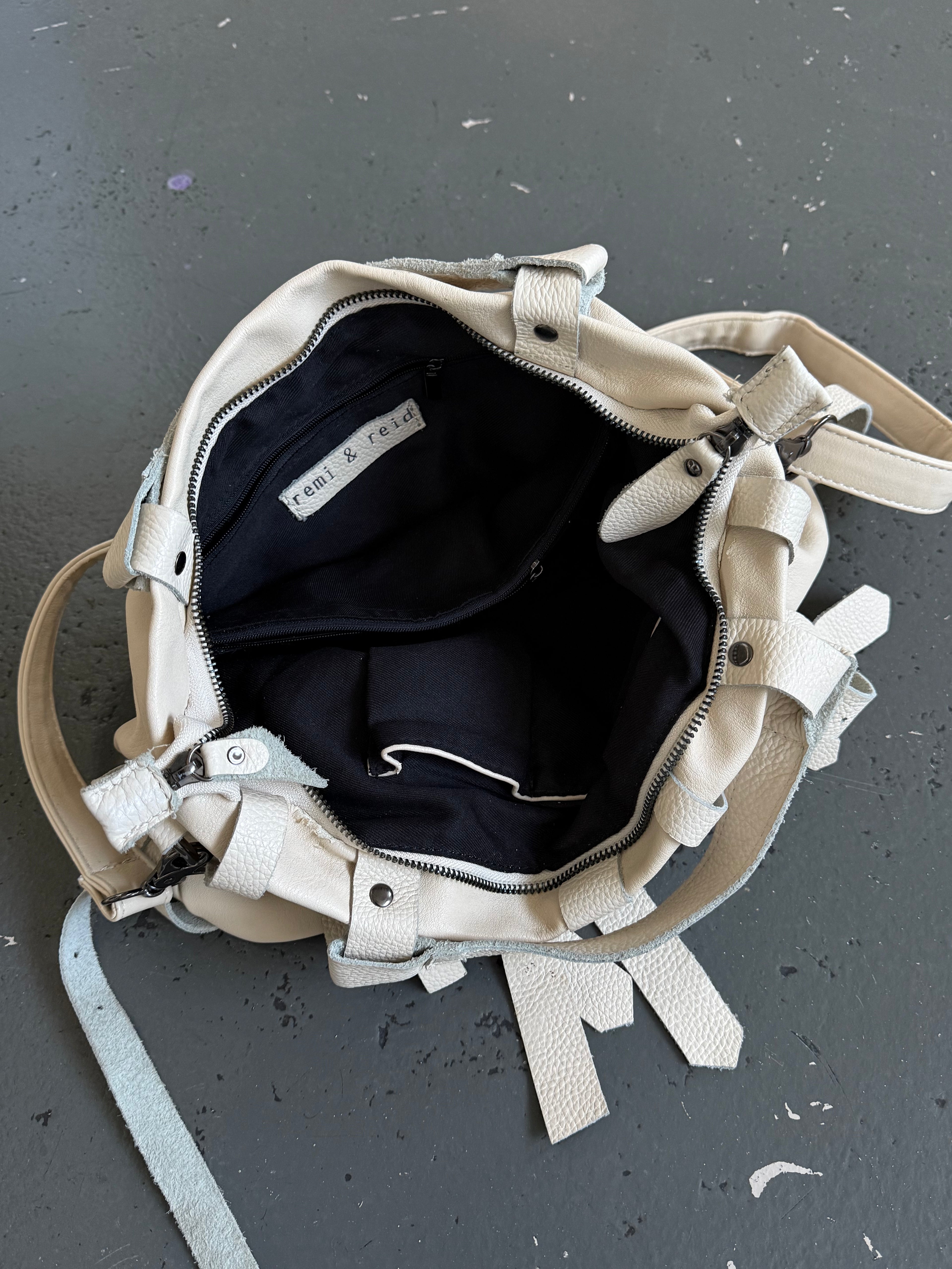 Vintage buckle 2 way bag