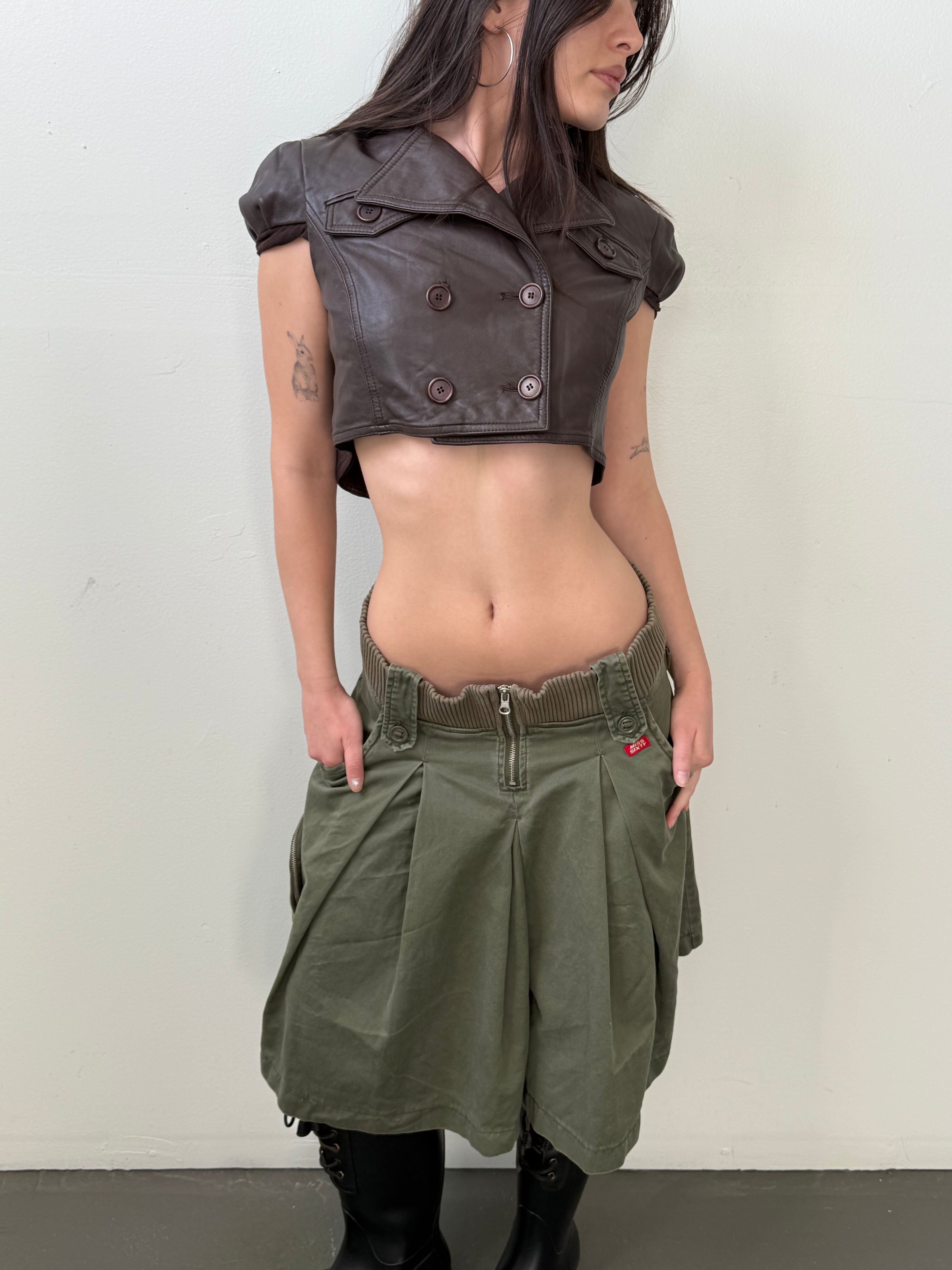 Cropped double breasted top