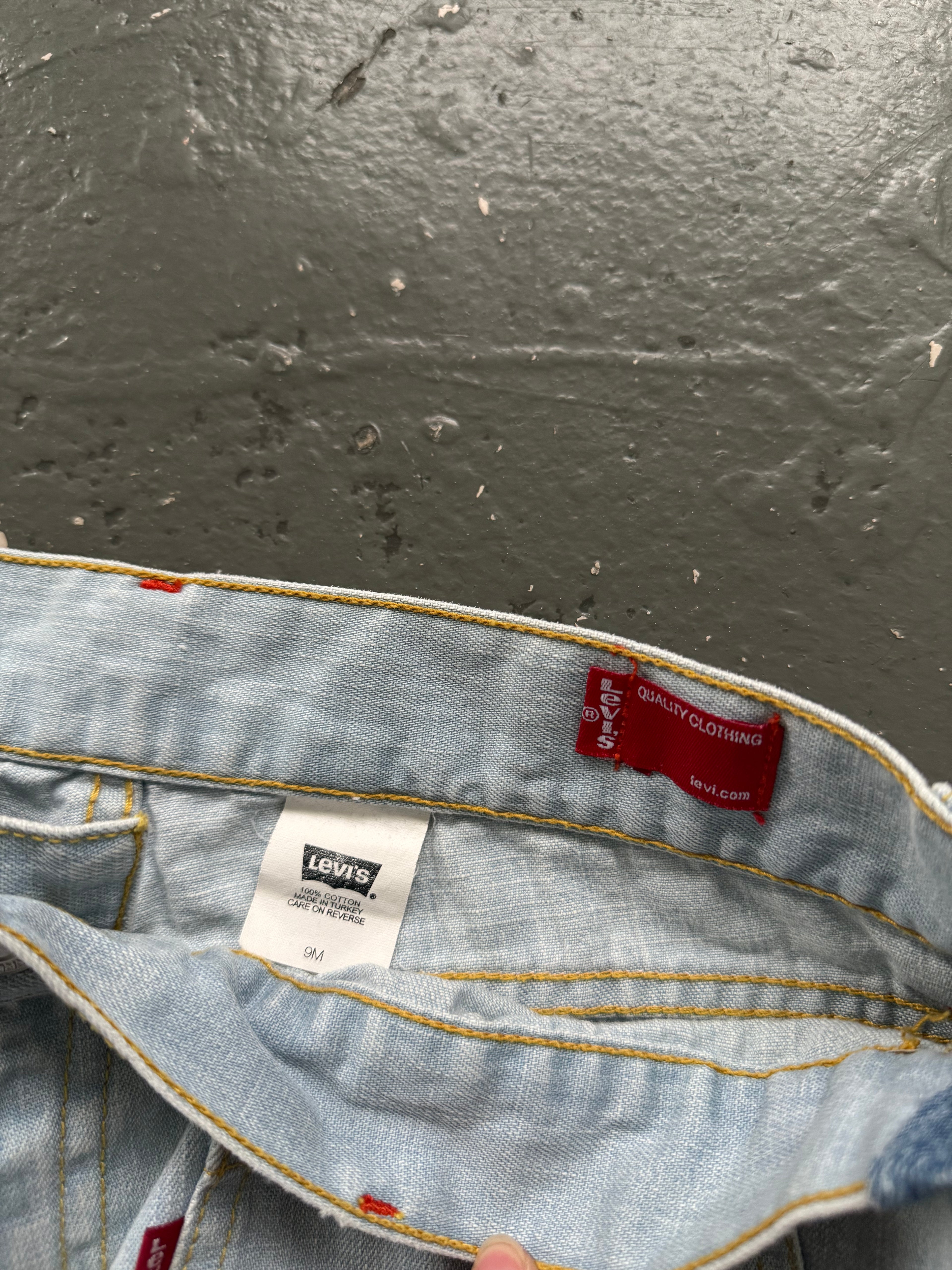 Vintage Levi's wide leg jeans