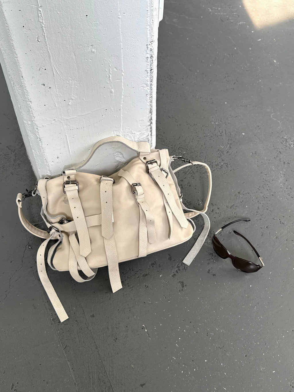 Vintage buckle 2 way bag