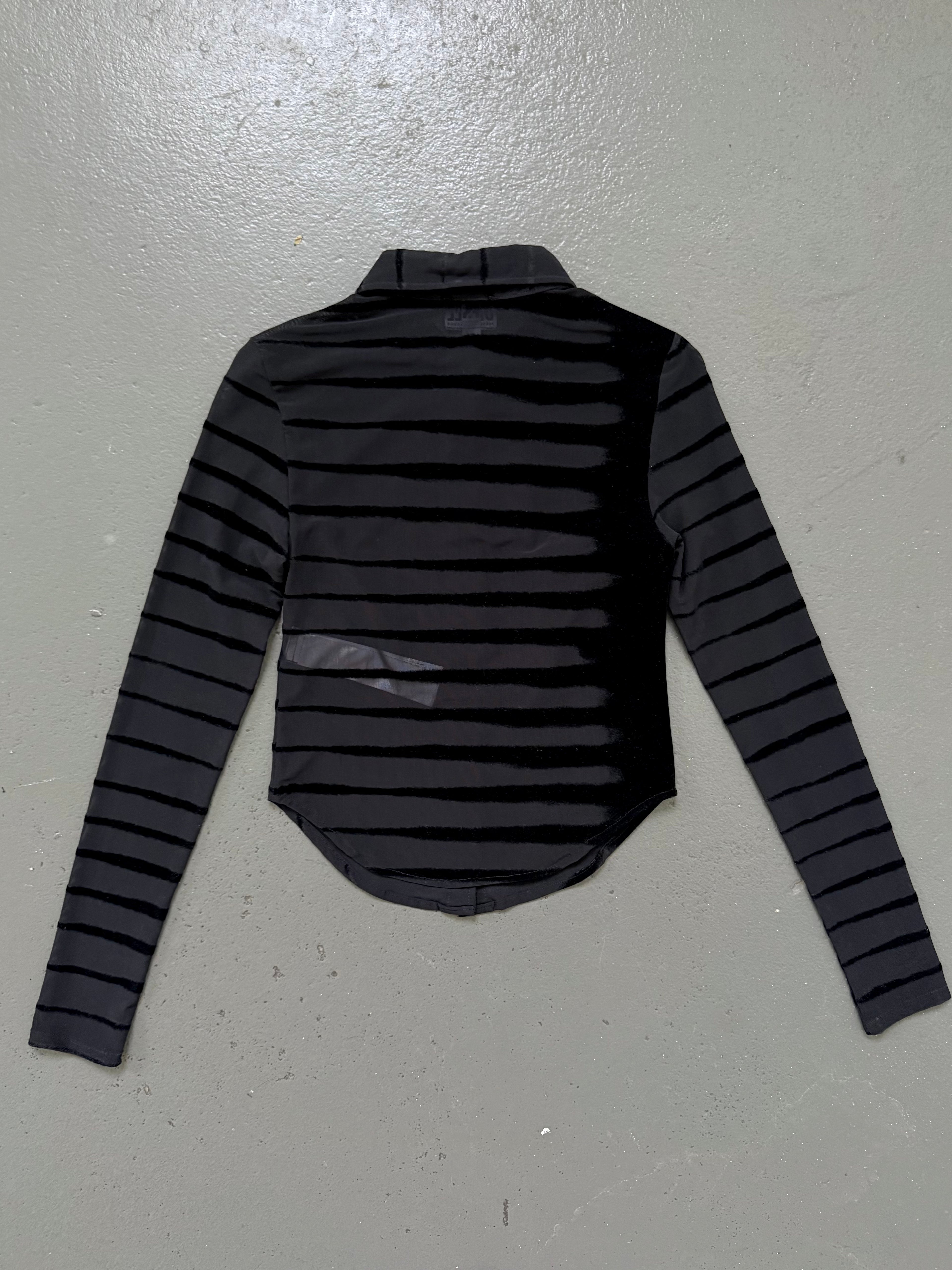 Diesel button up