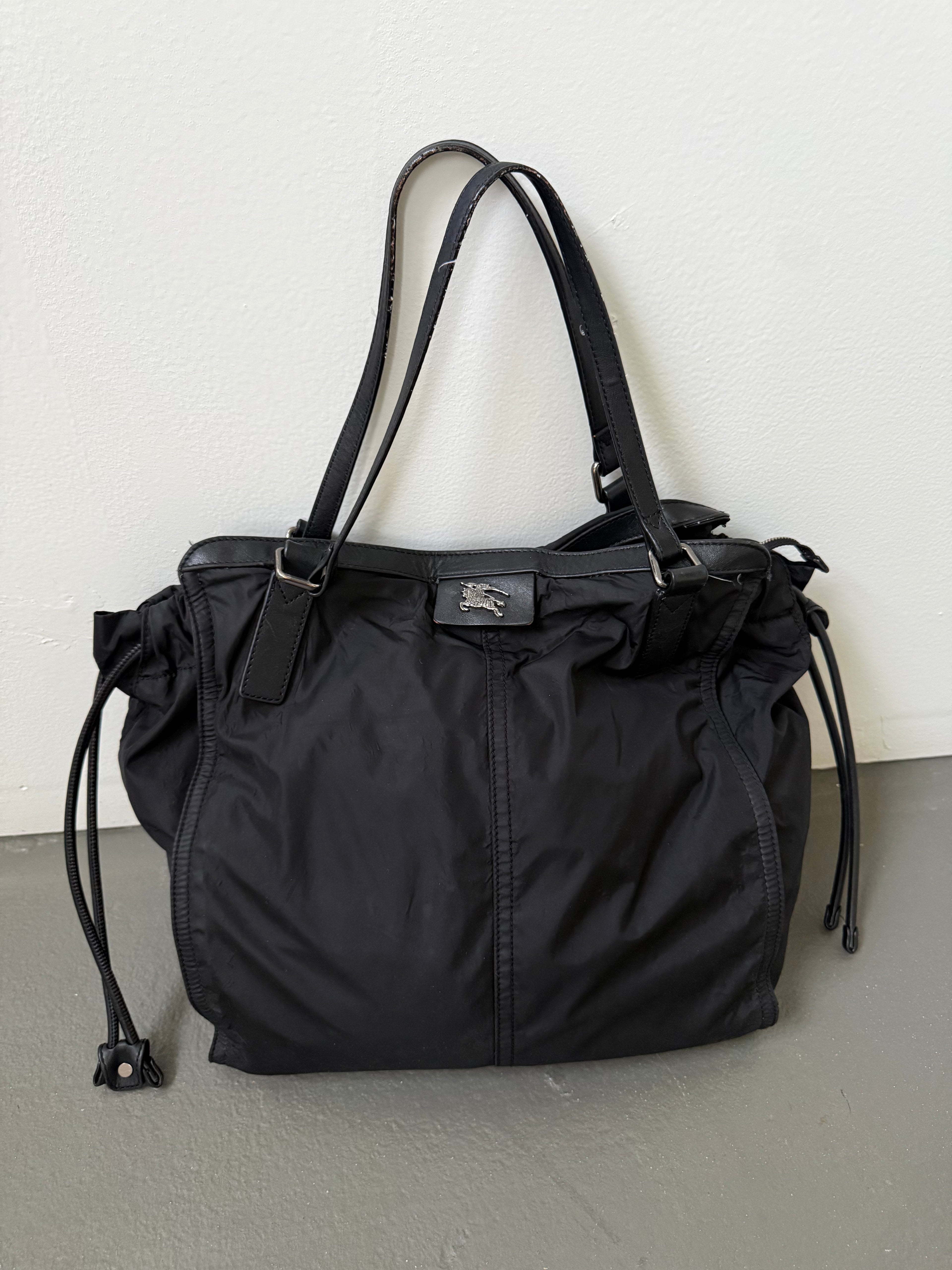 Burberry Buckleigh tote bag