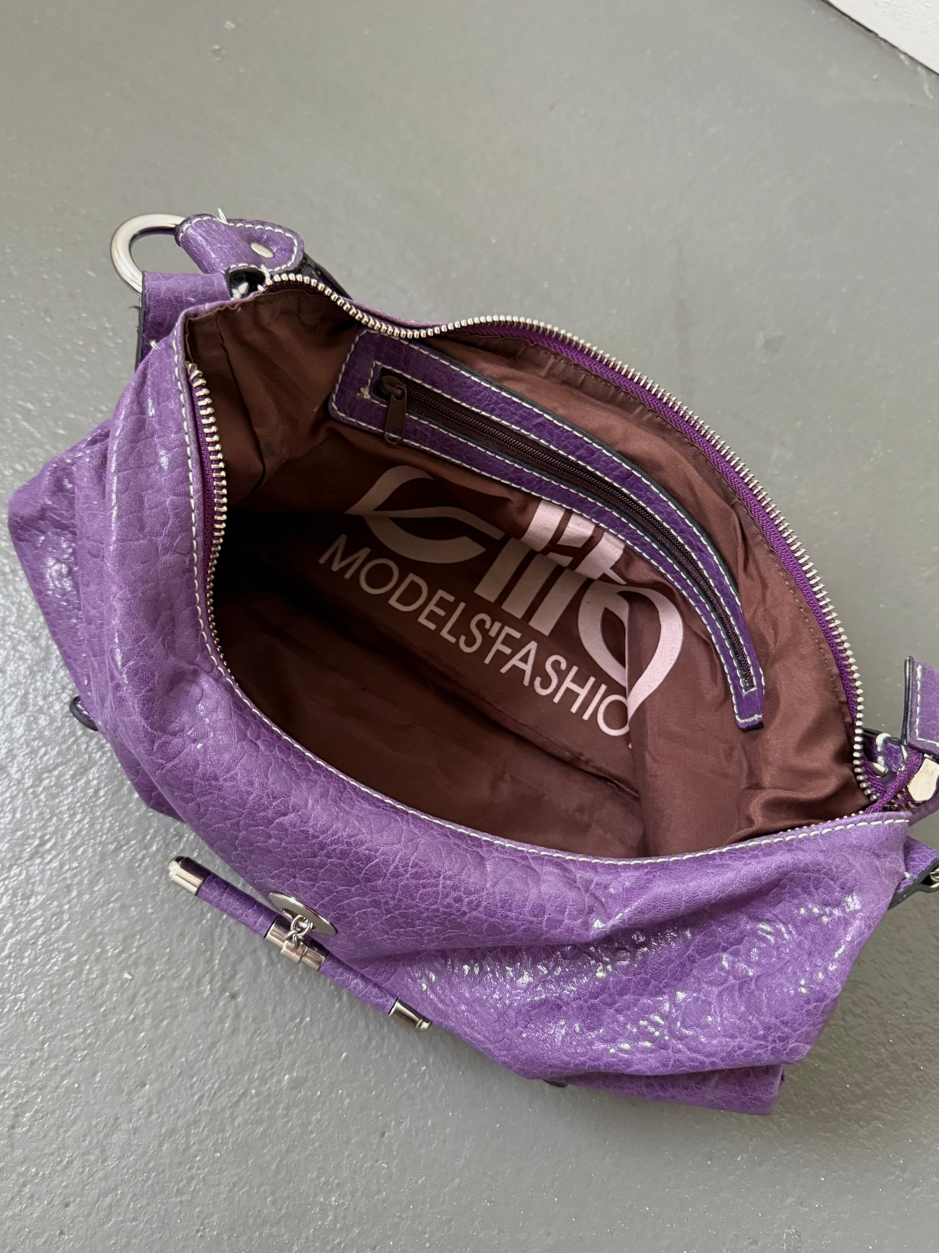Vintage purple faux leather bag