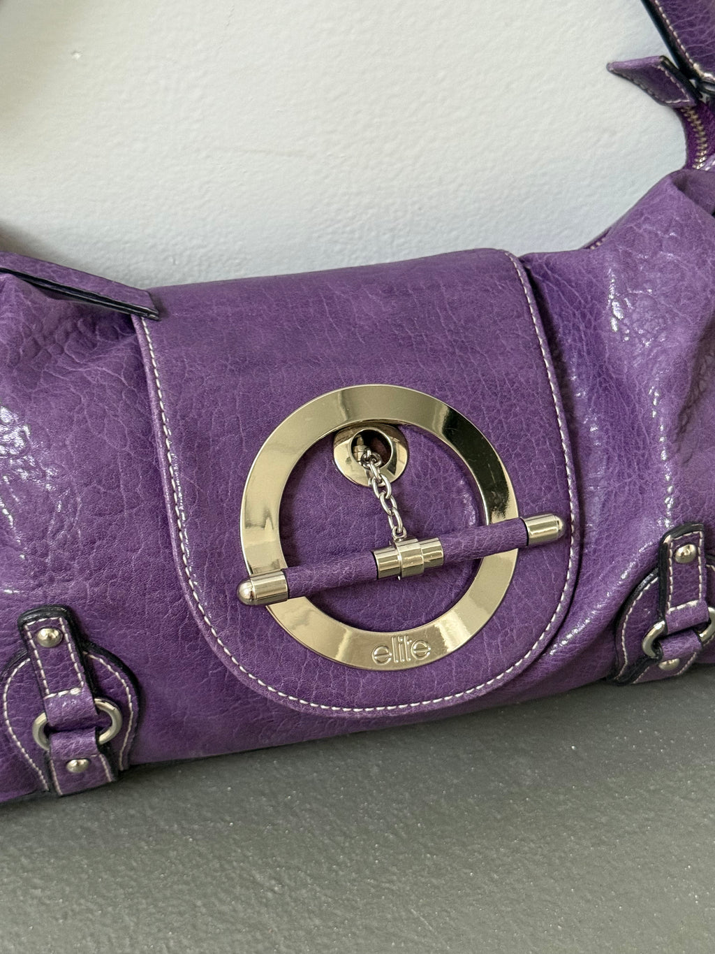 Vintage purple faux leather bag