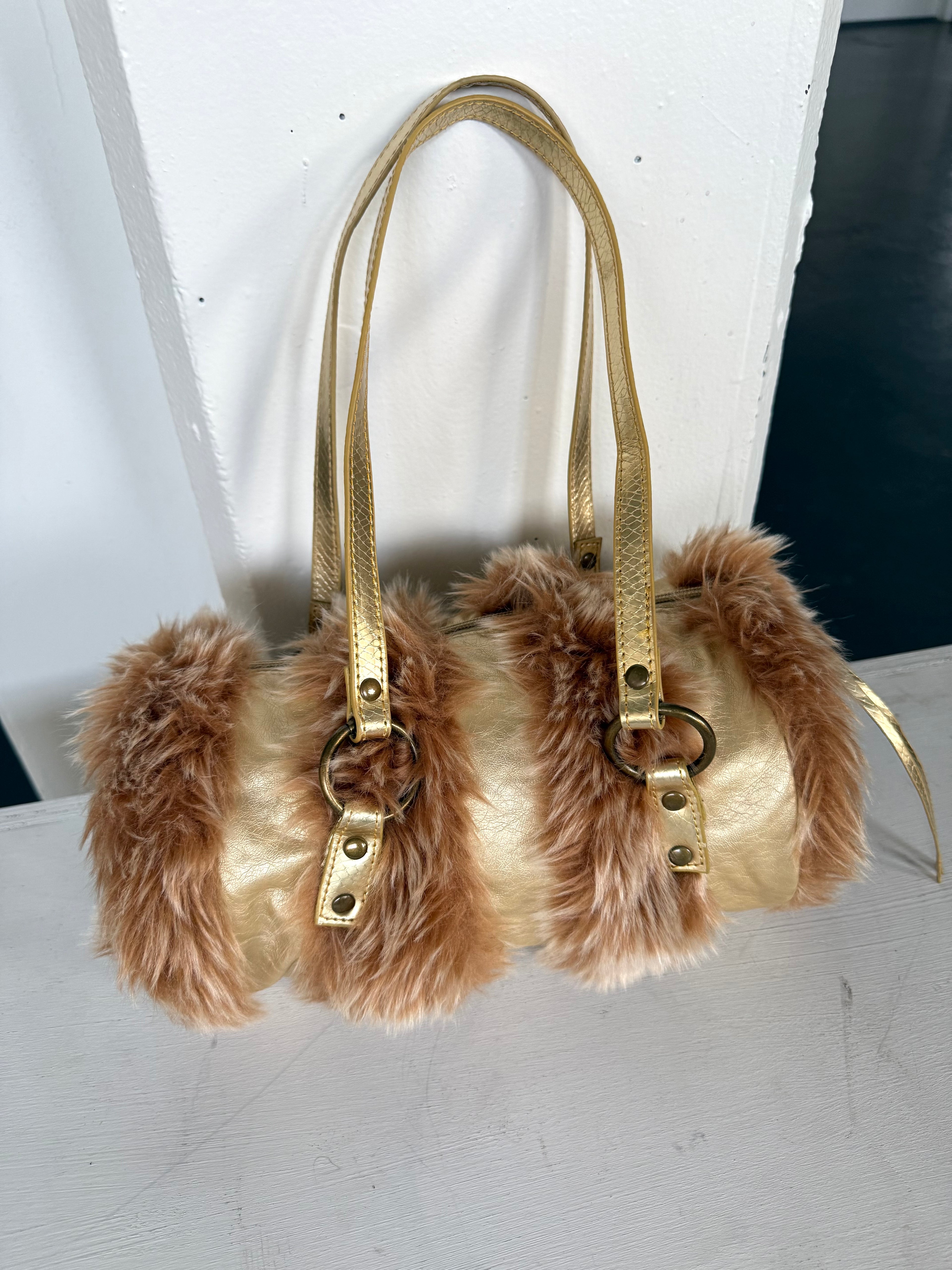 Vintage faux fur bag