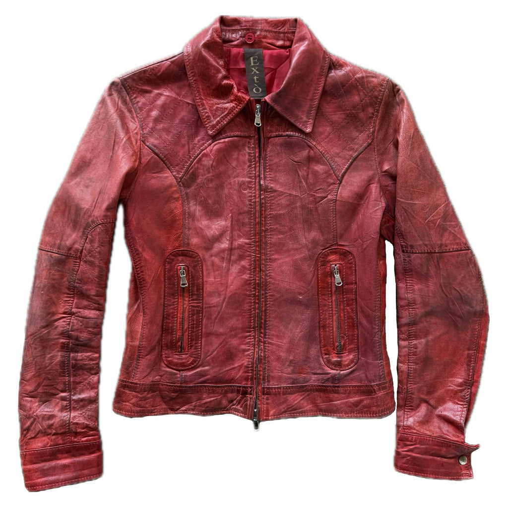 Fur collar leather jacket